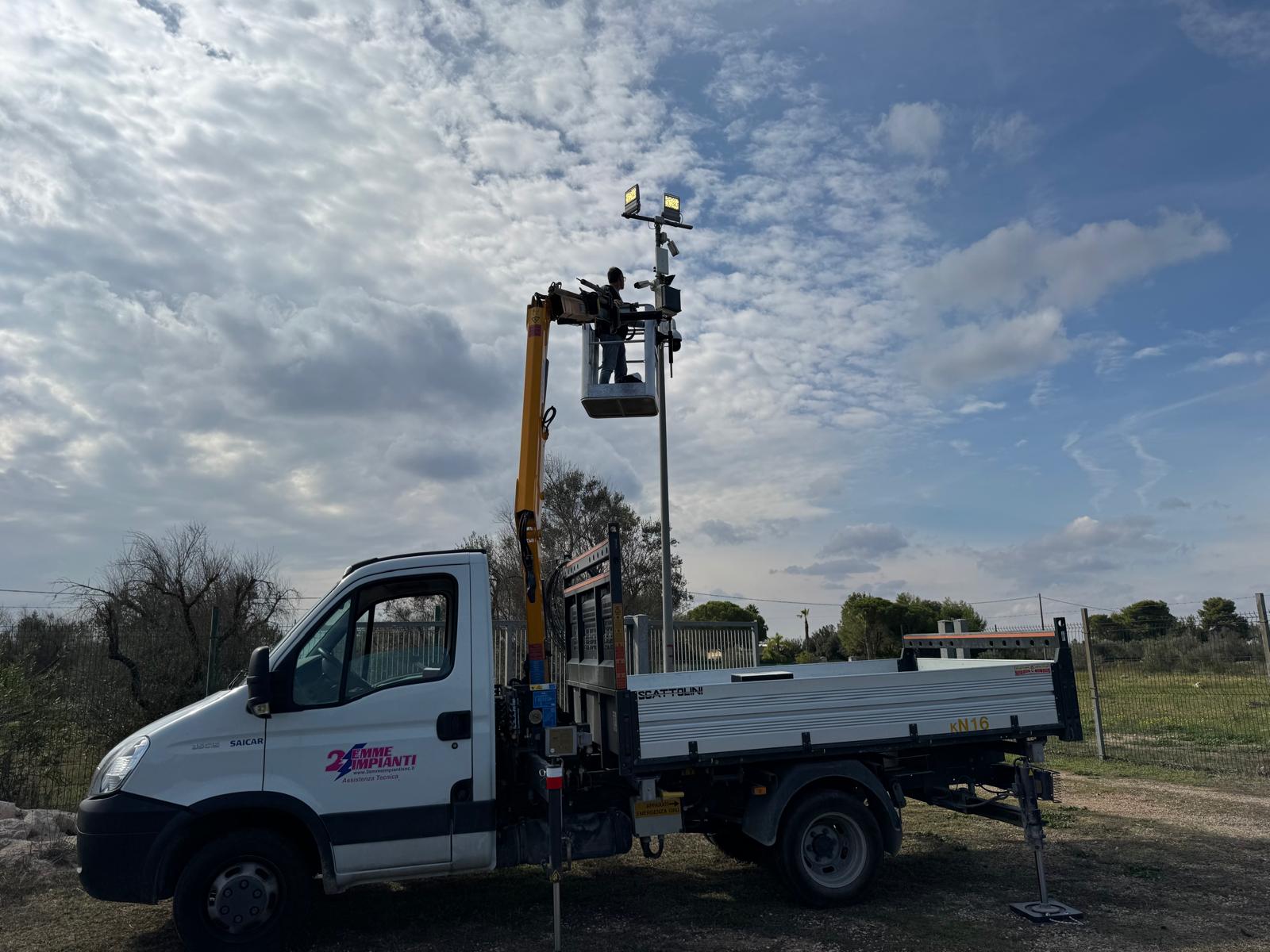 Impianti elettrici industriali - 2 Emme Impianti snc Copertino