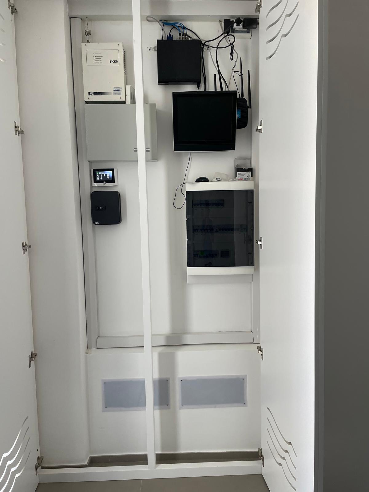 Impianti elettrici industriali - 2 Emme Impianti snc Copertino